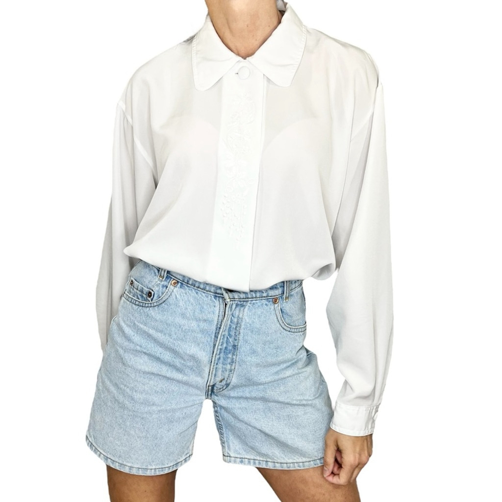 Vintage Tabi International white flowy long sleeve embroidered classic blouse 16